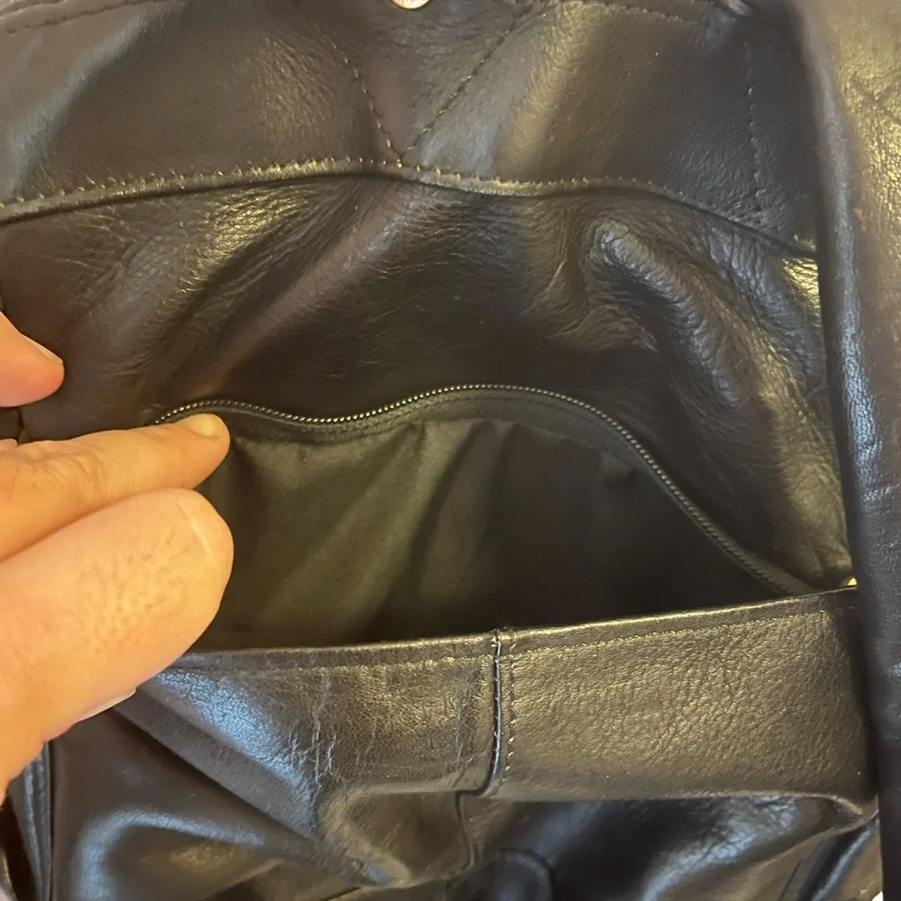 FRYE Men's Black Leather Backpack - FRYE Benchcrafted